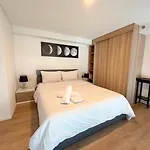 Bts Onnut Loft Quiet Room Netflix Rooftop Bar