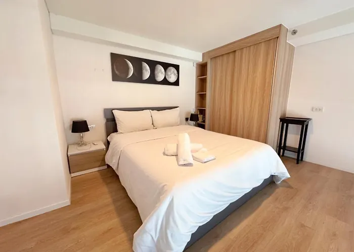 Bts Onnut Loft Quiet Room Netflix Rooftop Bar